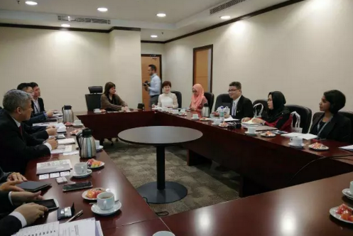 仟億達(dá)(831999)董事長(zhǎng)鄭兩斌赴馬來(lái)西亞與加坡考察 仟億達(dá)(831999)董事長(zhǎng)鄭兩斌赴馬來(lái)西亞與加坡考察