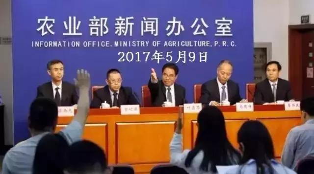 仟億達(dá)“生物質(zhì)多聯(lián)產(chǎn)”炭基肥 對(duì)農(nóng)作物生長(zhǎng)有利的有機(jī)肥 仟億達(dá)“生物質(zhì)多聯(lián)產(chǎn)”炭基肥 對(duì)農(nóng)作物生長(zhǎng)有利的有機(jī)肥